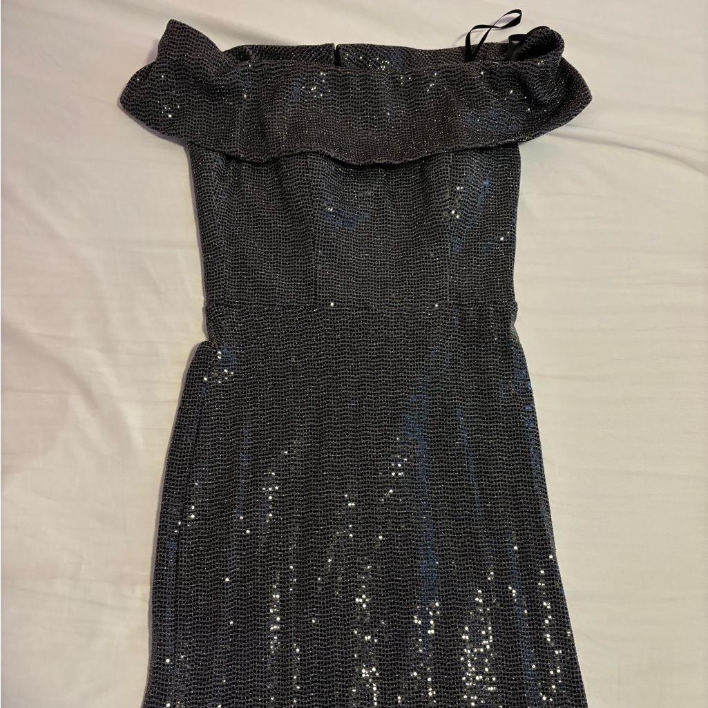 Betsy & Adam Womens Sparkle Gown Off-Shoulder Dress, Size 4